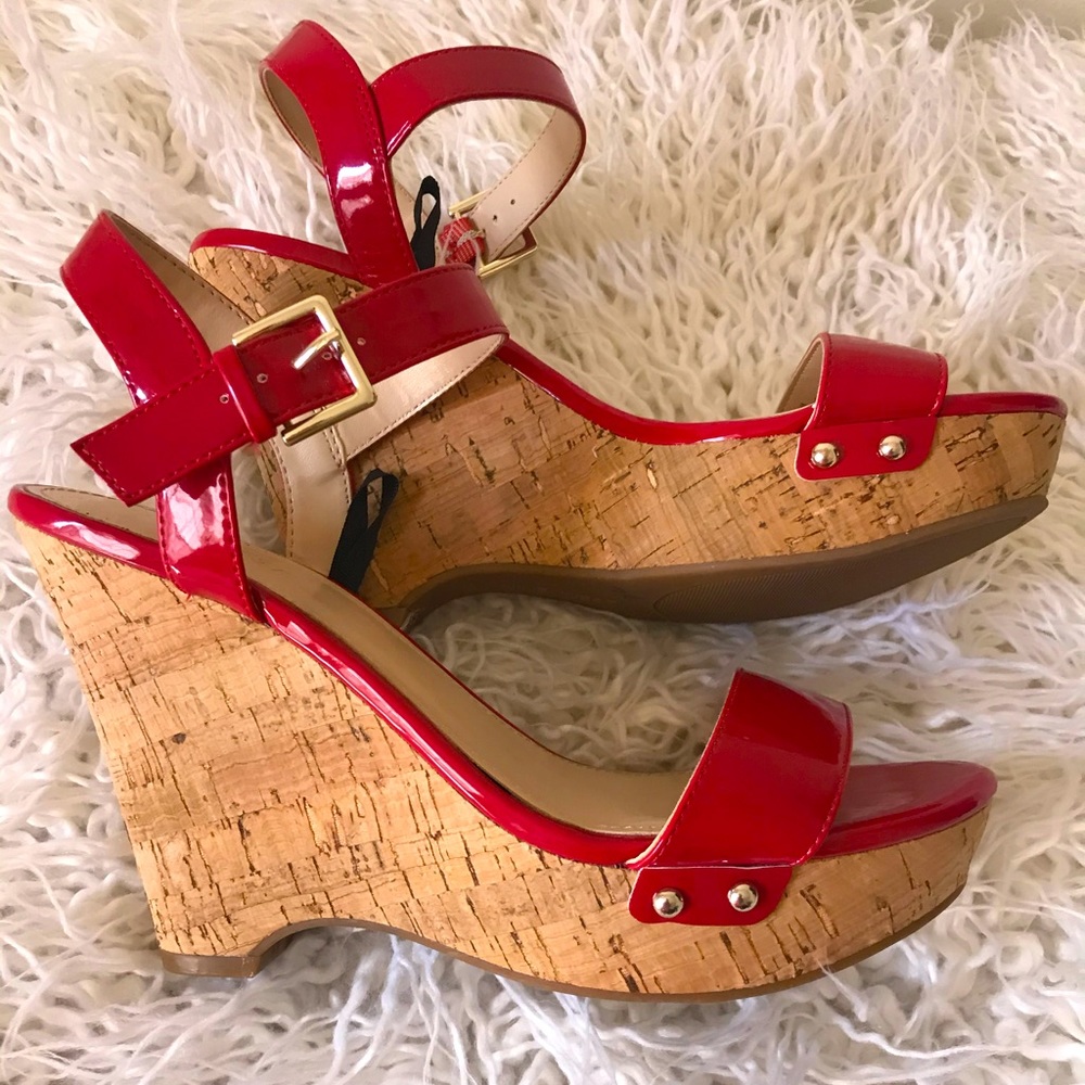 NINE WEST Red Patent Leather Sandal Wedges